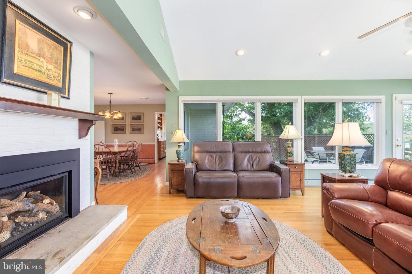 22520 Peach Tree Road photo 21