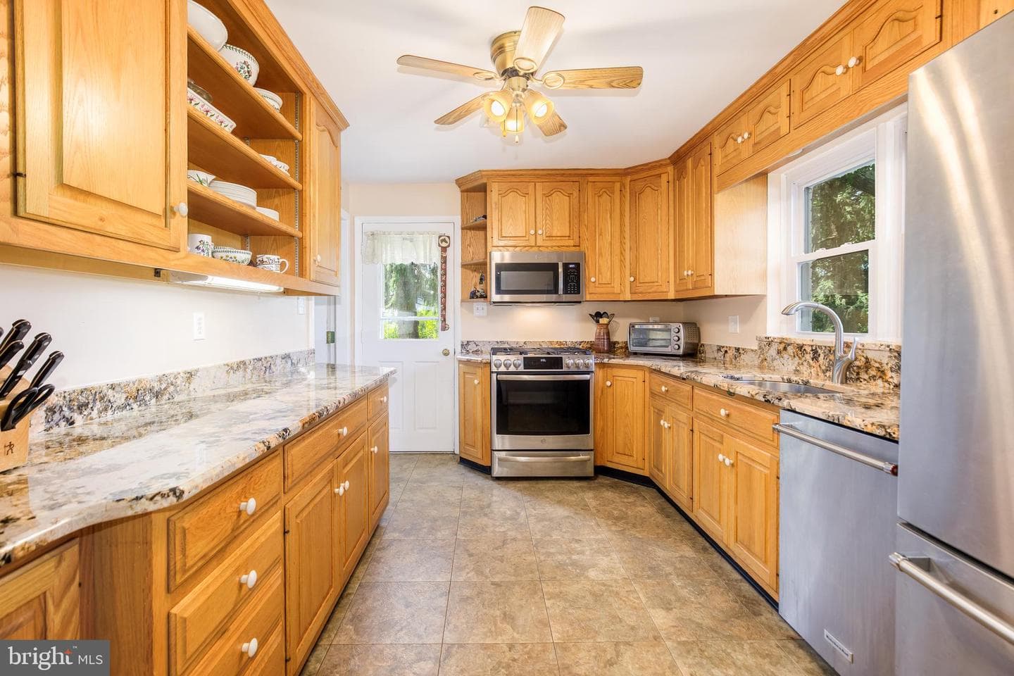 22520 Peach Tree Road photo 23