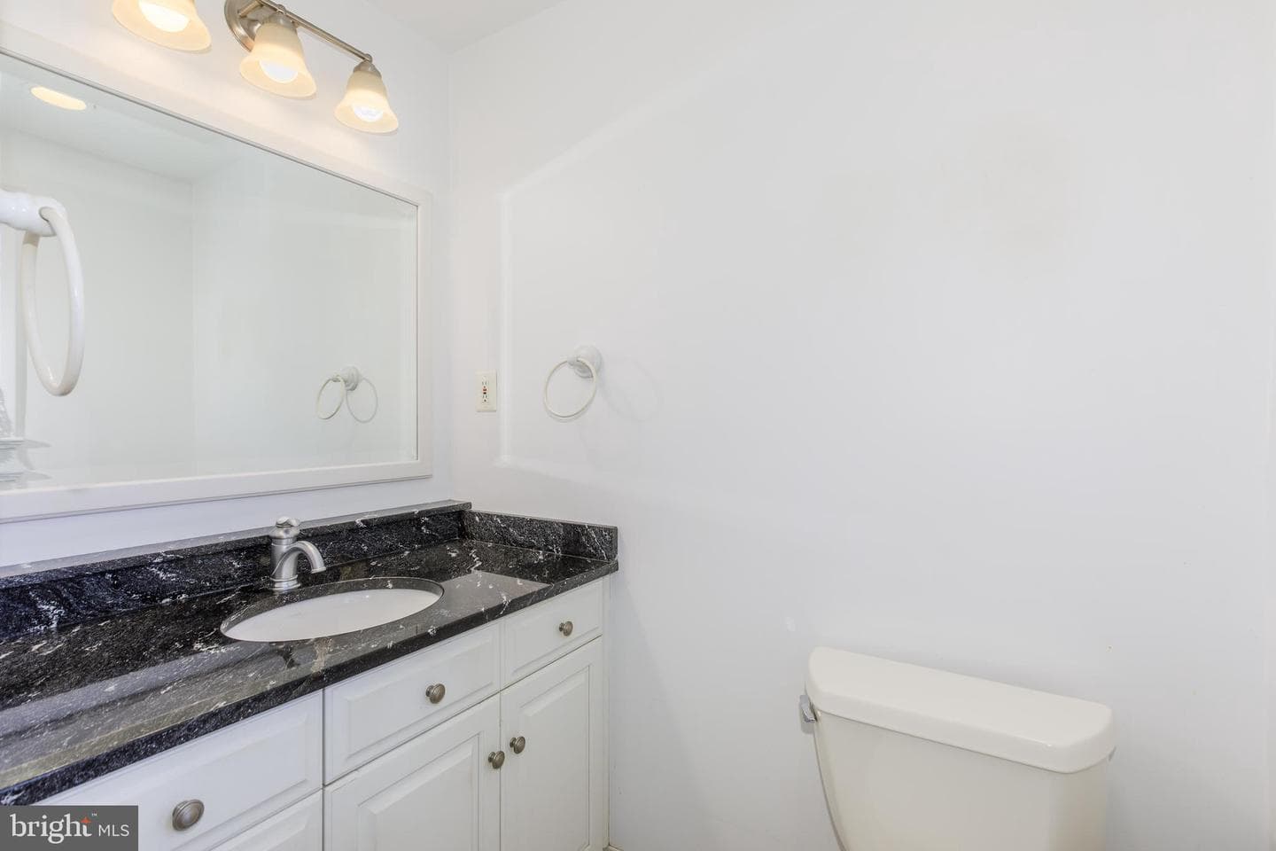 22520 Peach Tree Road photo 30