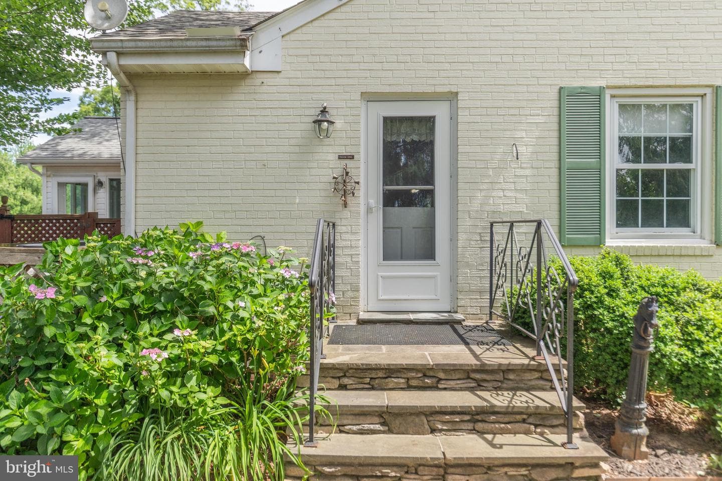 22520 Peach Tree Road photo 6