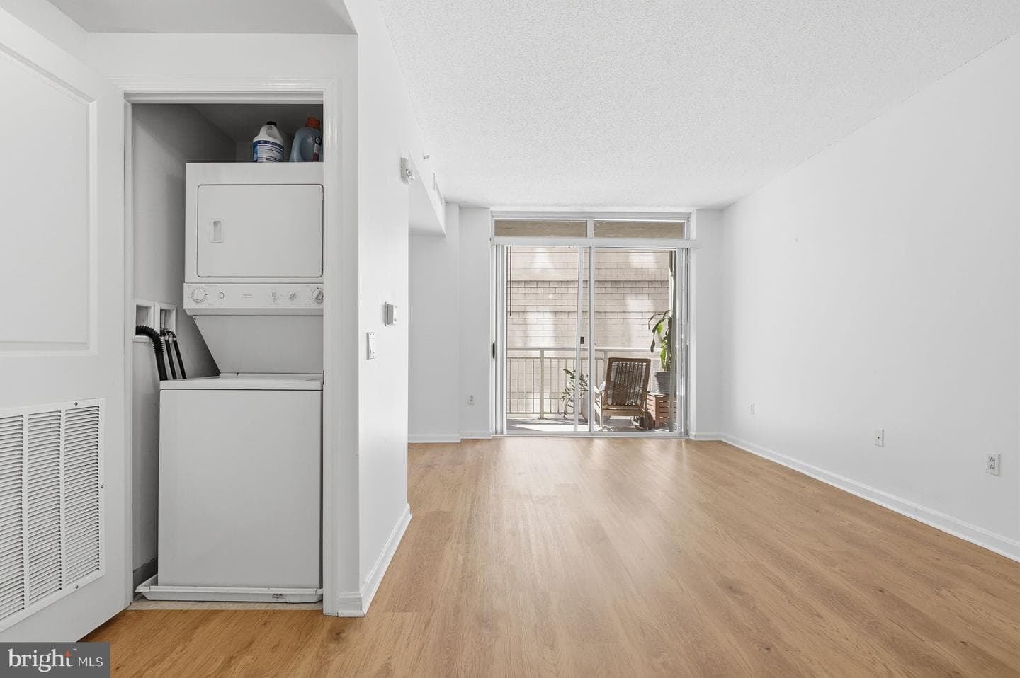 930 Wayne Avenue #201 photo 10