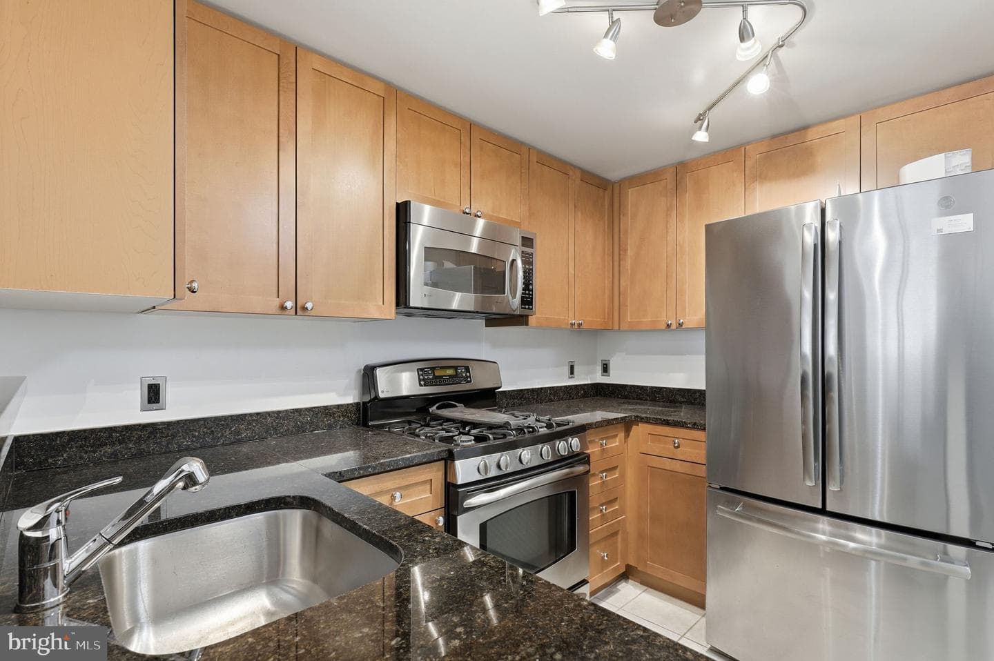 930 Wayne Avenue #201 photo 6
