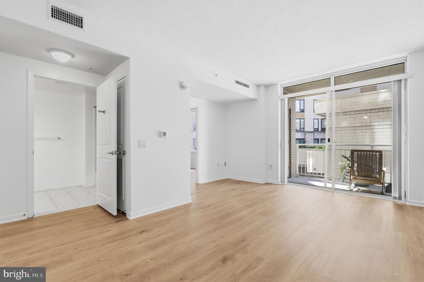 930 Wayne Avenue #201 photo 9