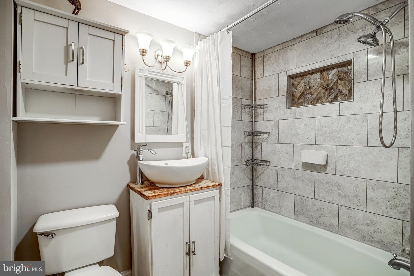 209 Cedar Avenue photo 16