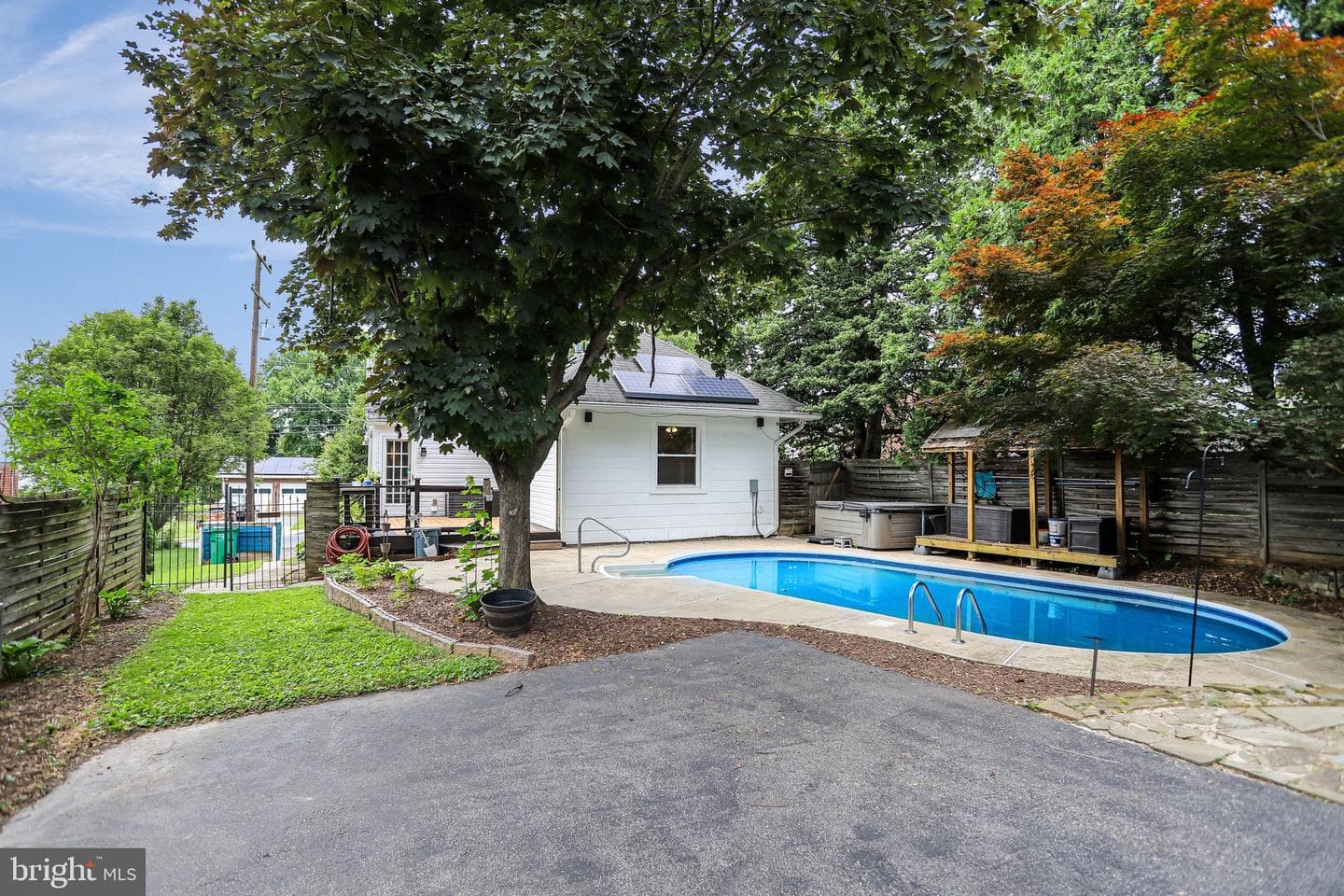 209 Cedar Avenue photo 26
