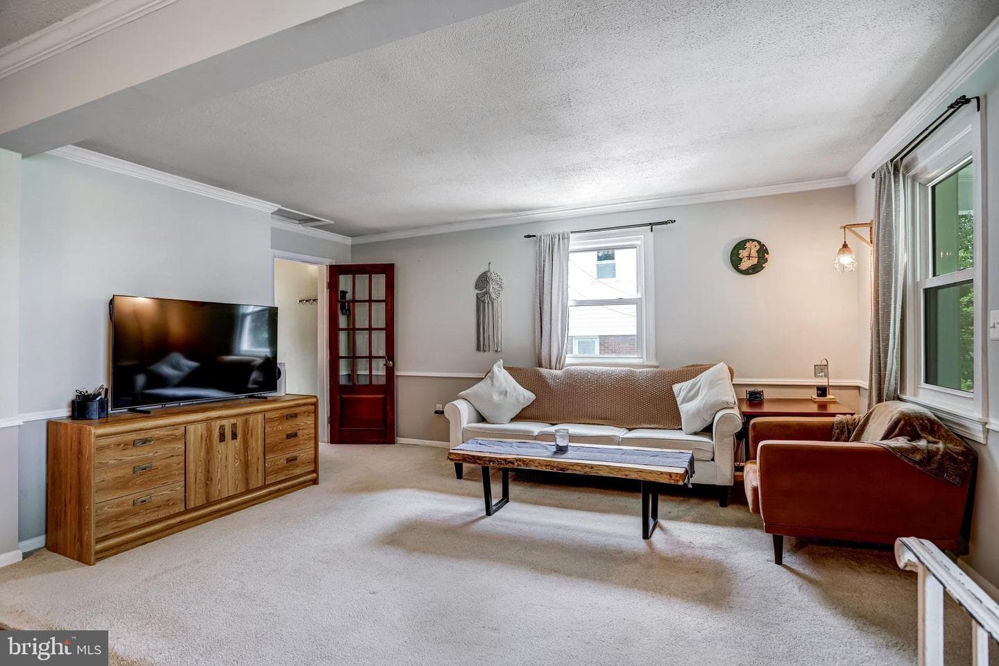 209 Cedar Avenue photo 8