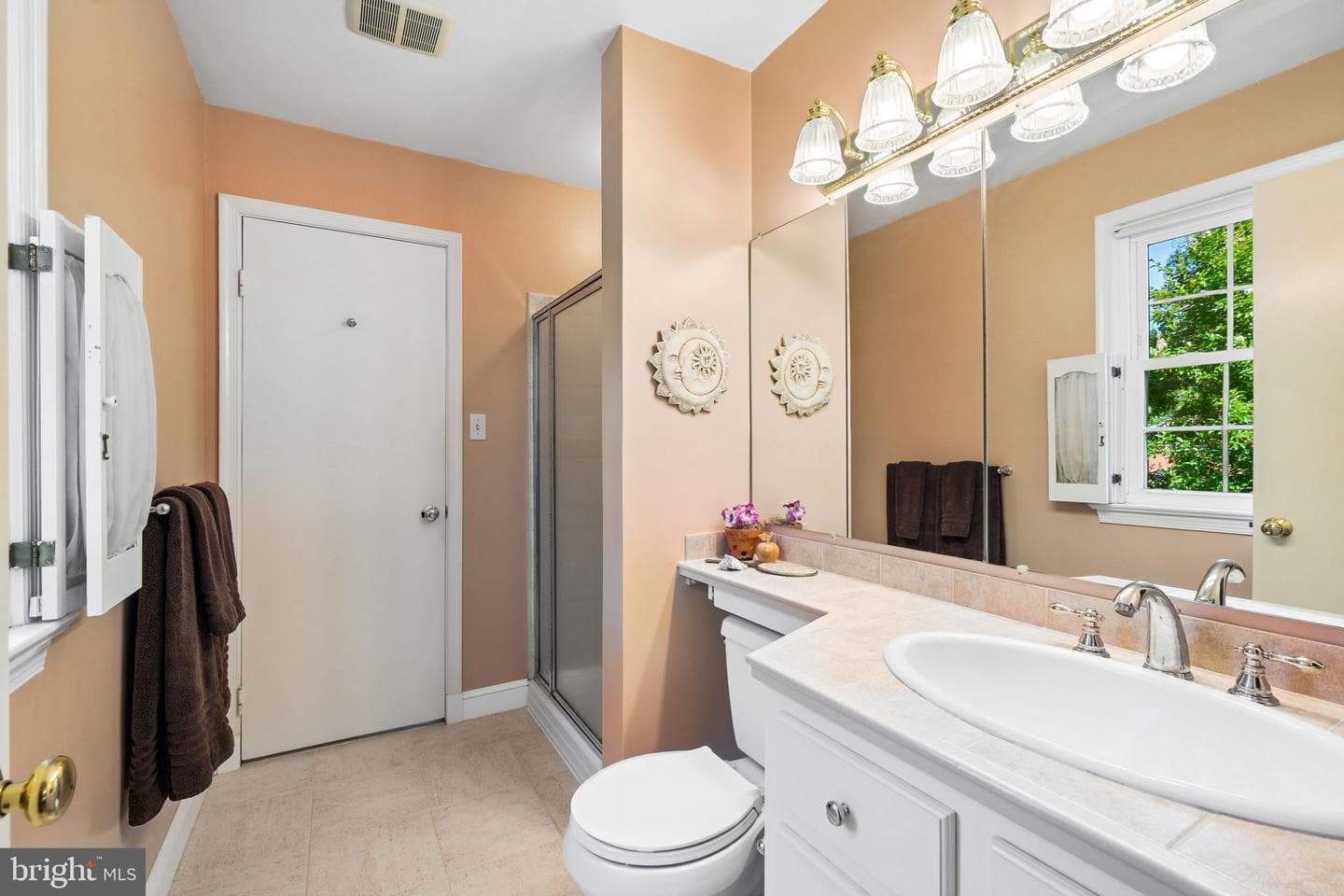 38 Orchard Way N photo 21