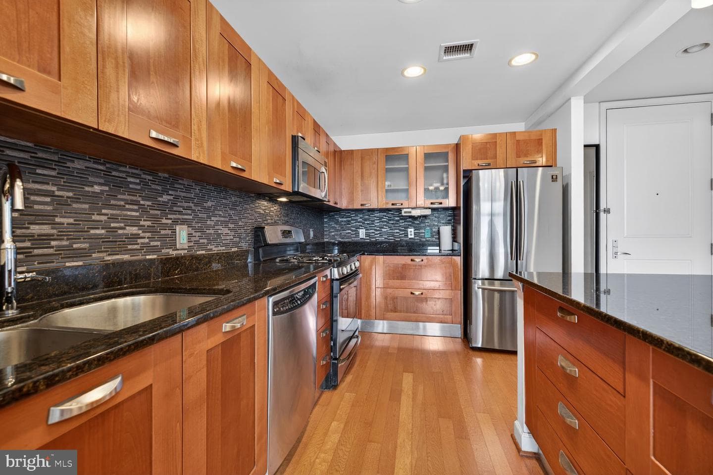 5750 Bou Avenue #816 photo 11