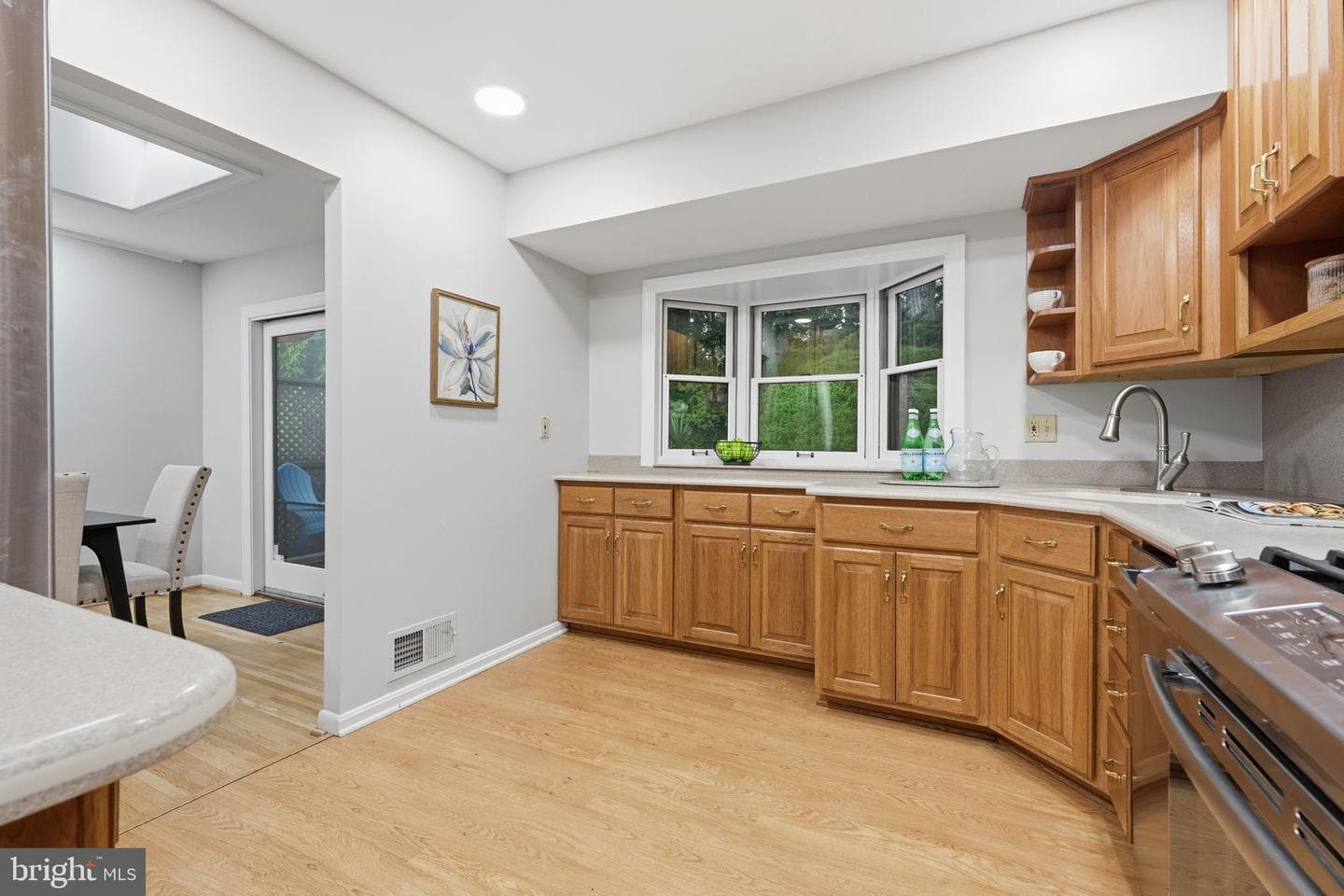 705 Wilson Avenue photo 10