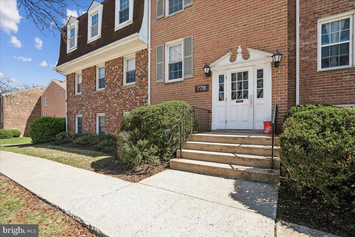 778 Quince Orchard Blvd # 201, Gaithersburg
