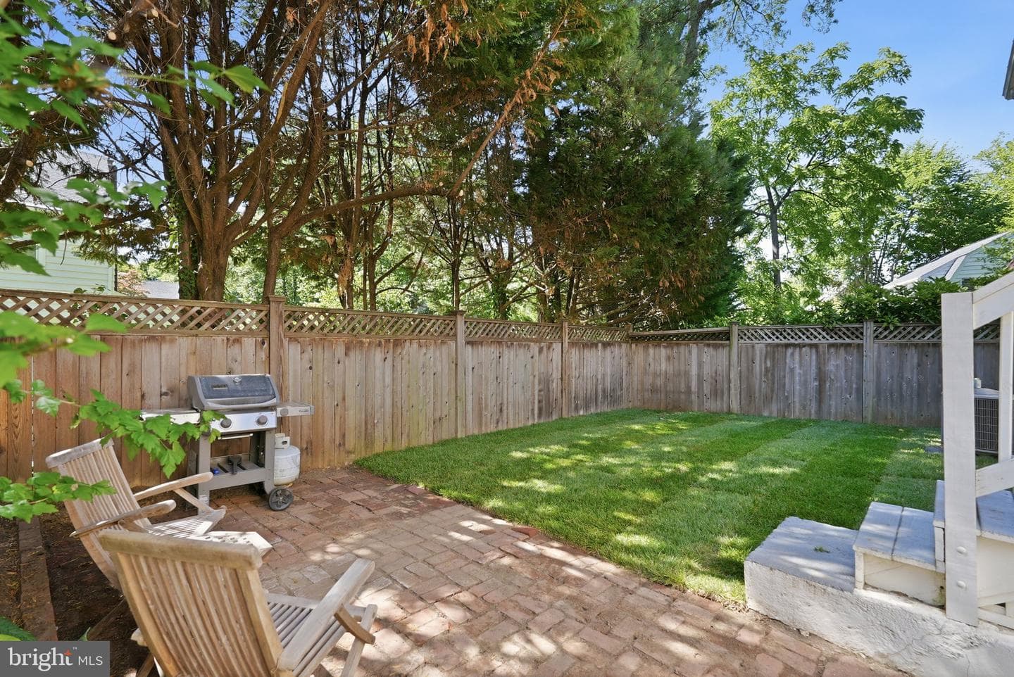 6814 Brookville Road photo 16
