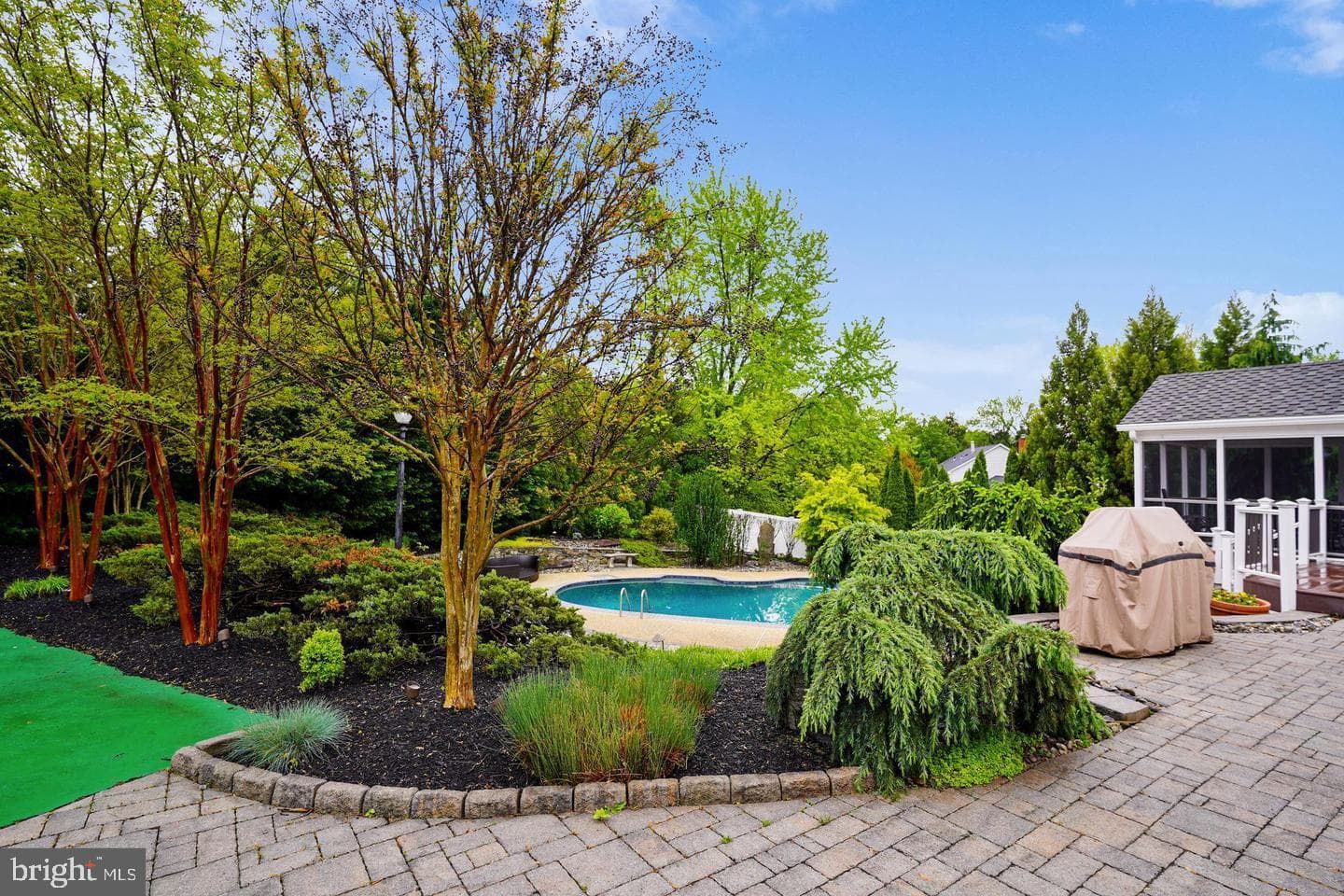 6 Crestview Court photo 4