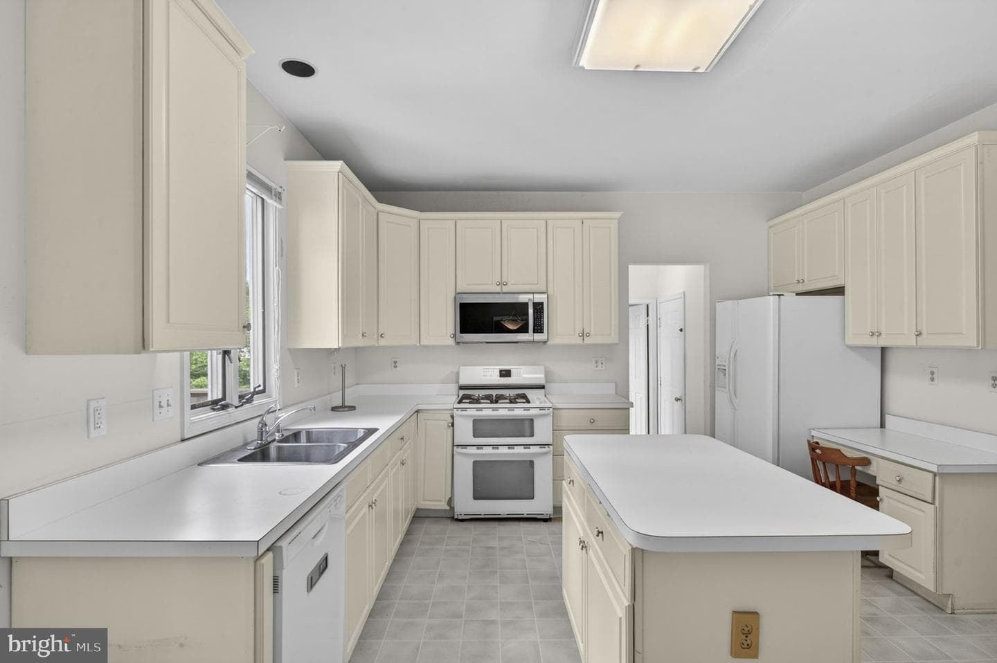 8200 Dry Ridge Road photo 22