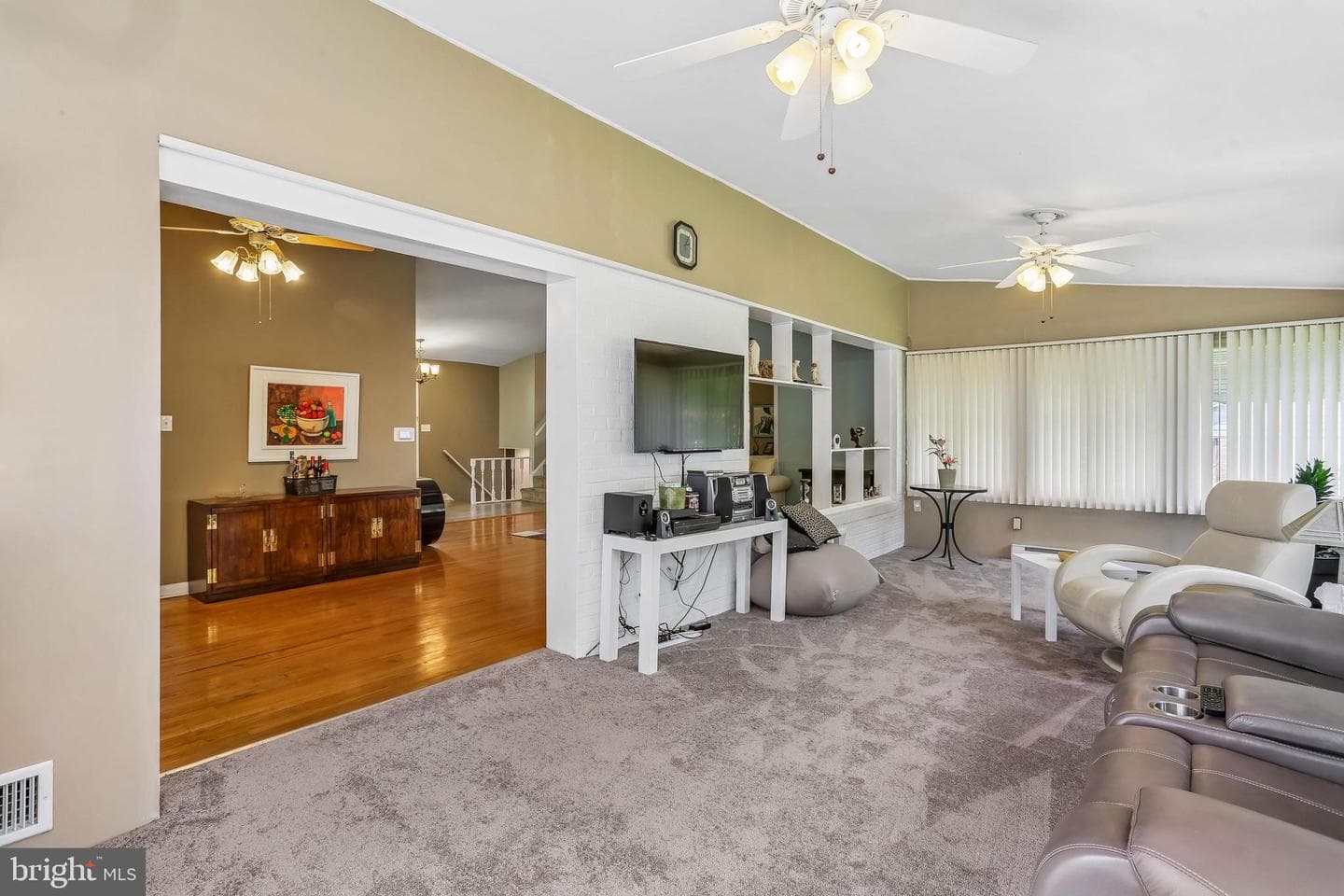 2 Foxhall Court photo 19