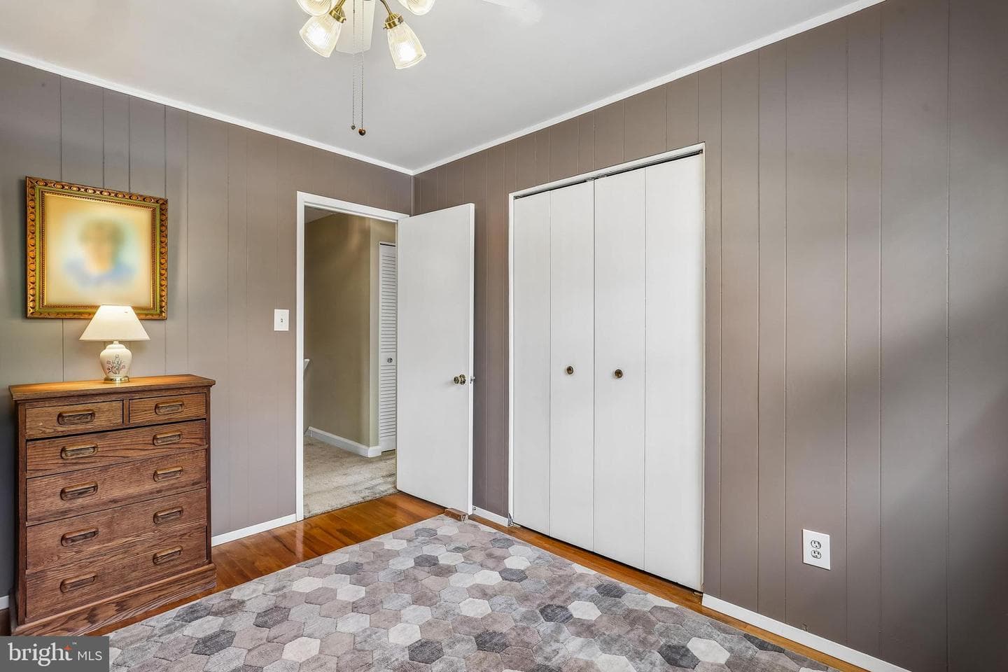 2 Foxhall Court photo 39