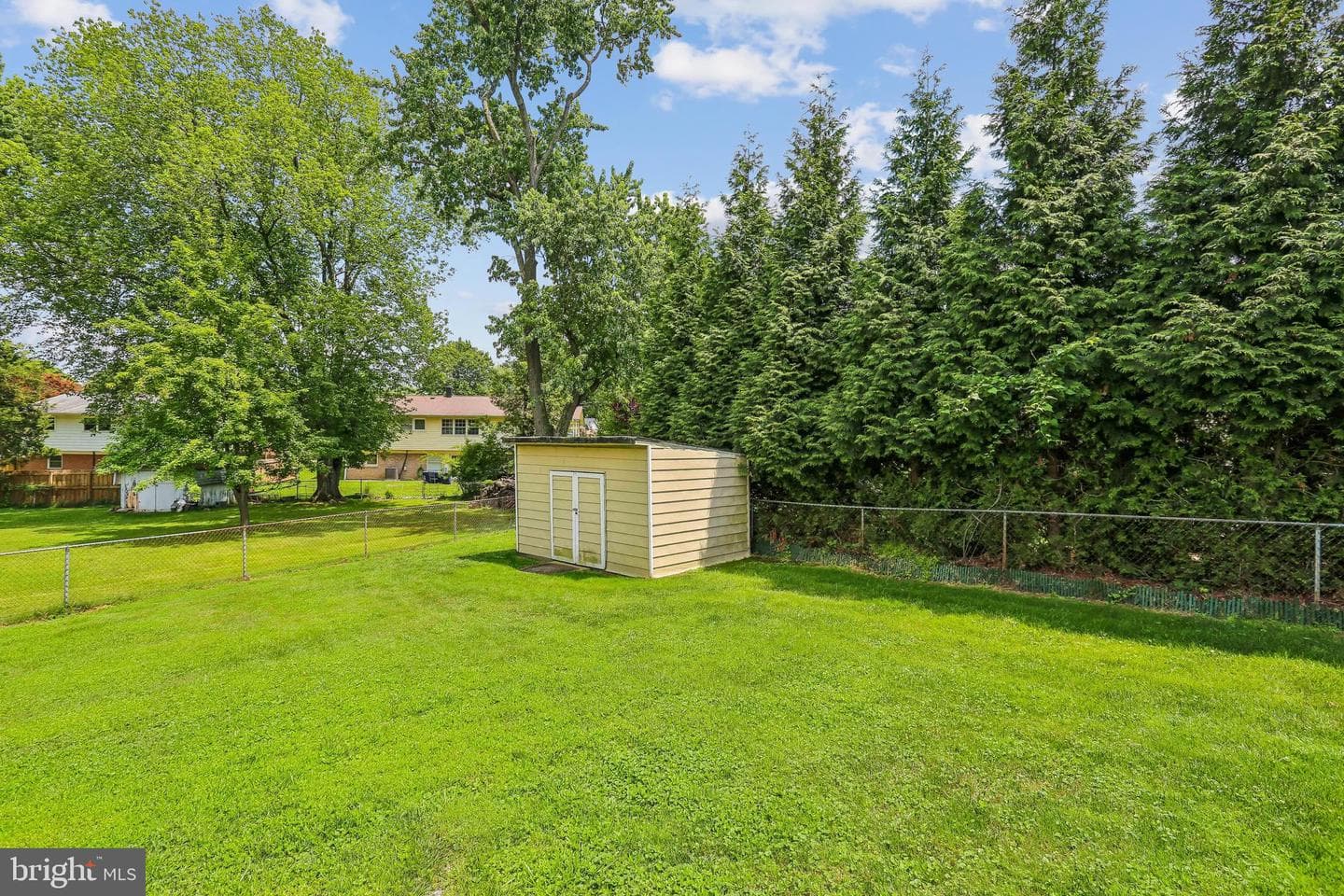 2 Foxhall Court photo 75