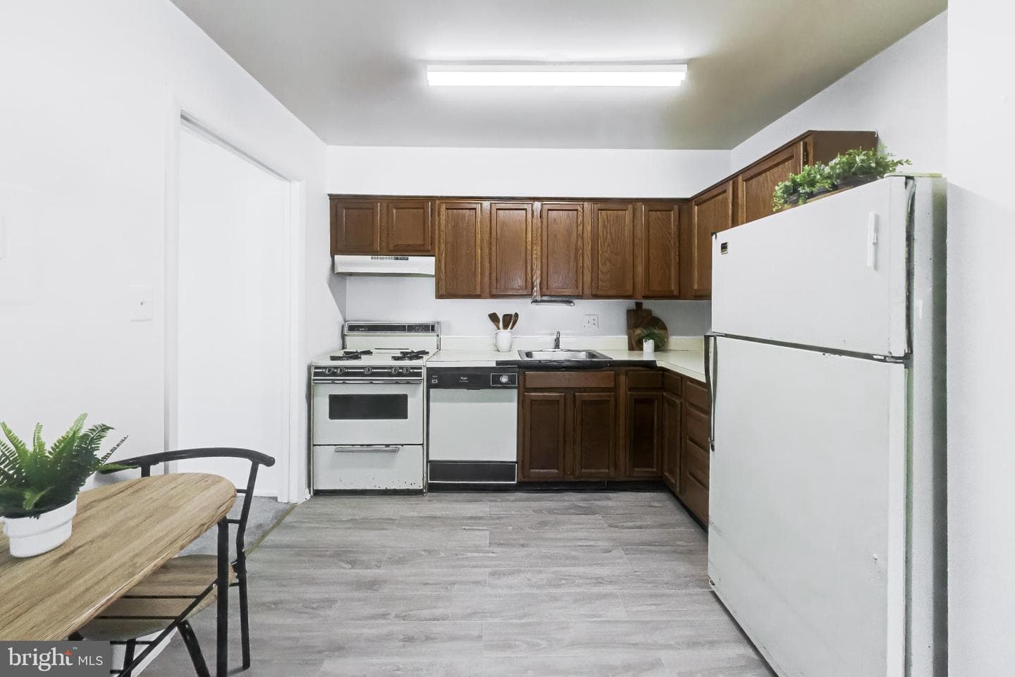 14424 Parkvale Road #2 photo 9