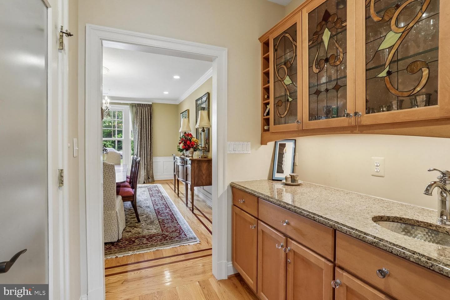 11736 Gainsborough Road photo 32