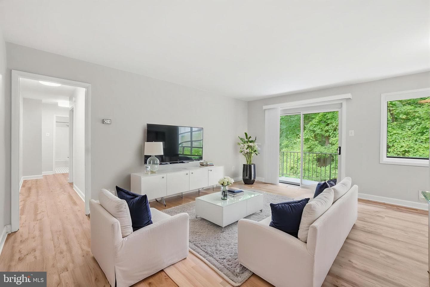 10607 Kenilworth Avenue #k-202, Bethesda