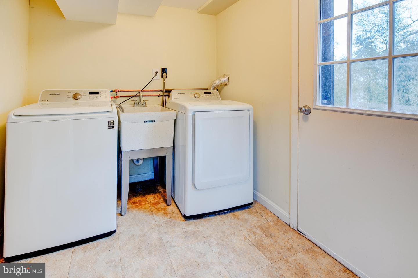 5214 Danbury Road photo 23