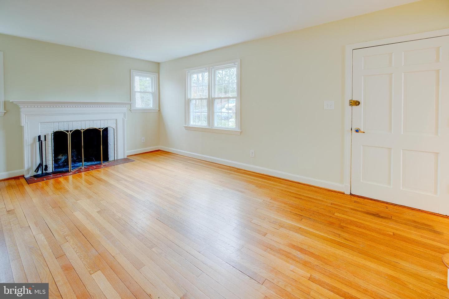 5214 Danbury Road photo 6