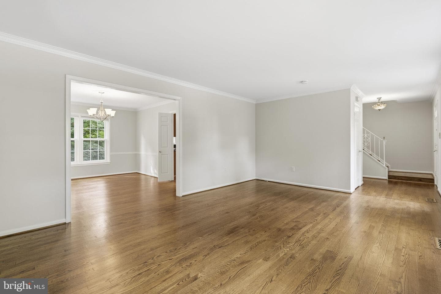 9016 Nesbit Court photo 8