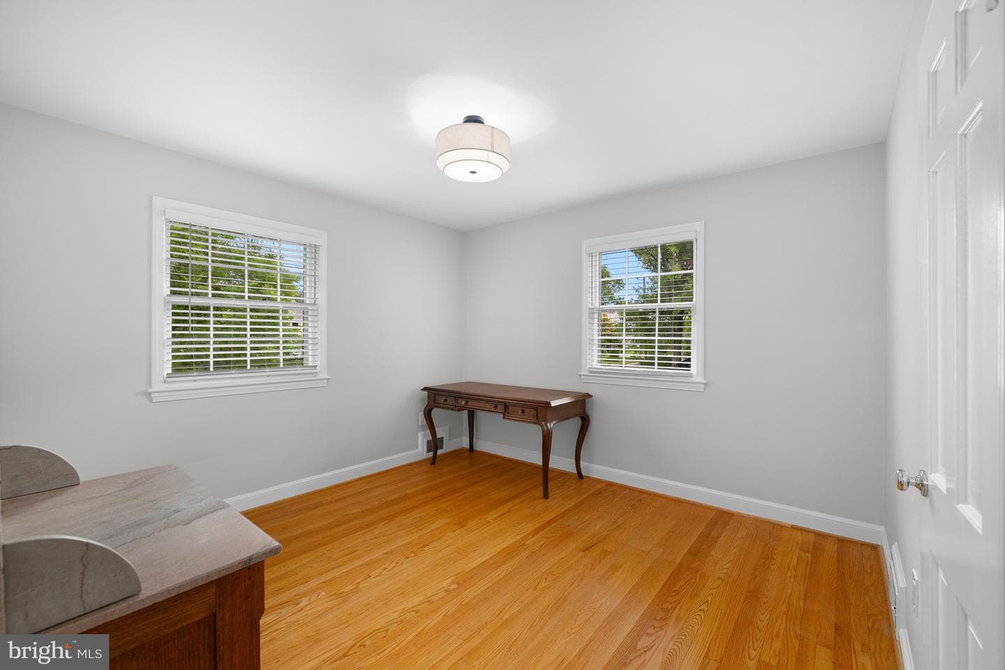 8015 Glendale Road photo 30