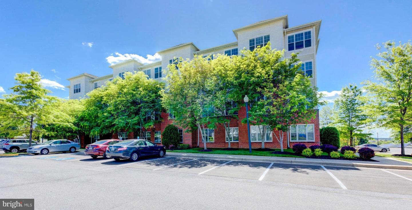 14241 Kings Crossing Boulevard #108, Boyds