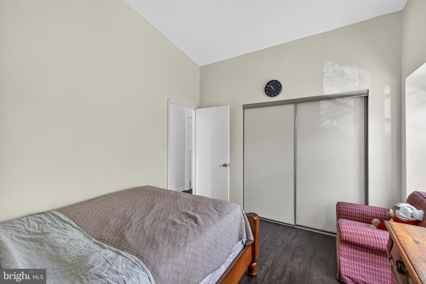 3323 Sir Thomas Drive #3-A-41 photo 20
