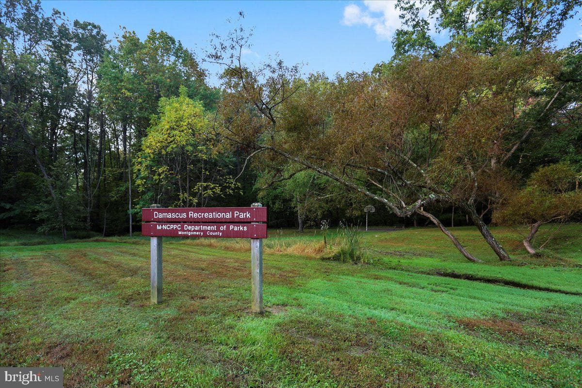9500 Holsey Road photo 89