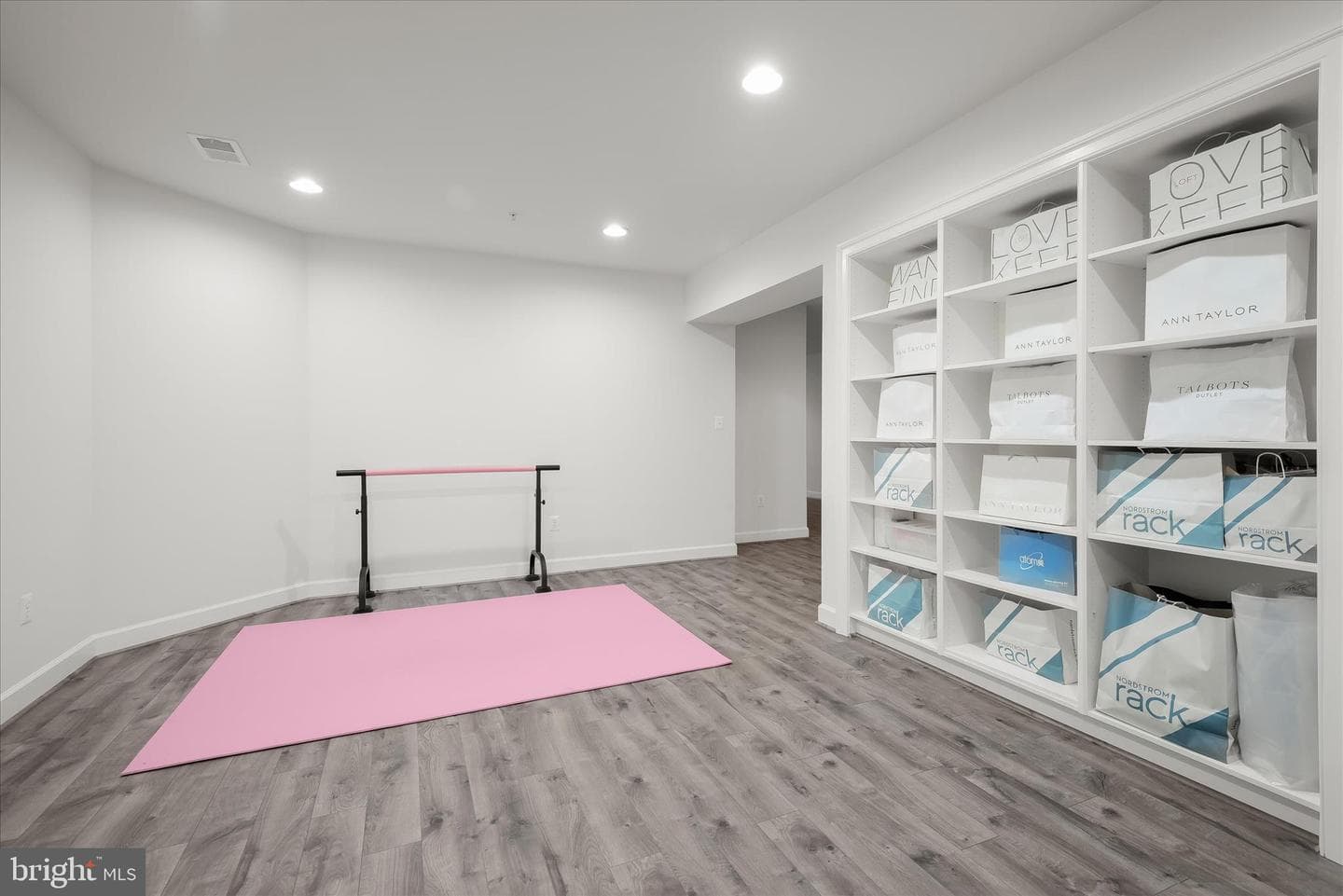 10130 Sycamore Hollow Lane photo 86