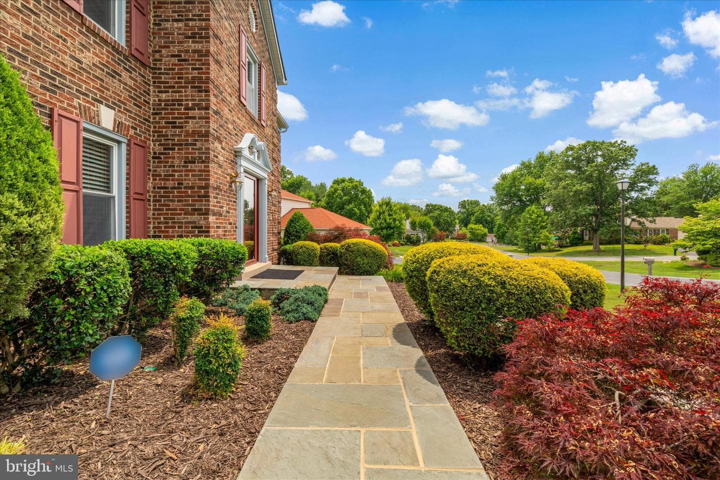14717 Laurelwood Lane photo 3
