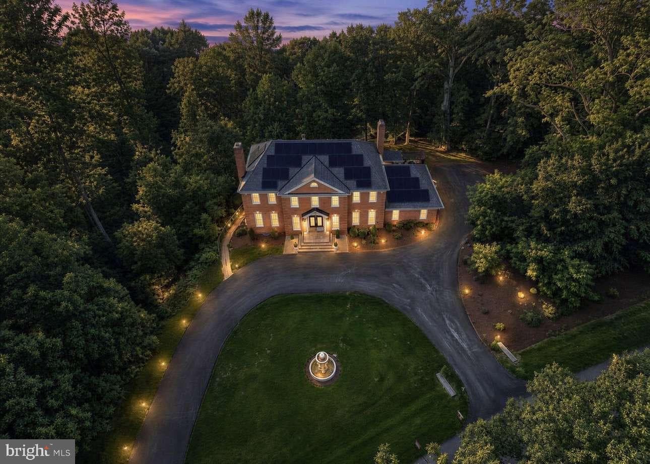 10900 Tara Road, Rockville