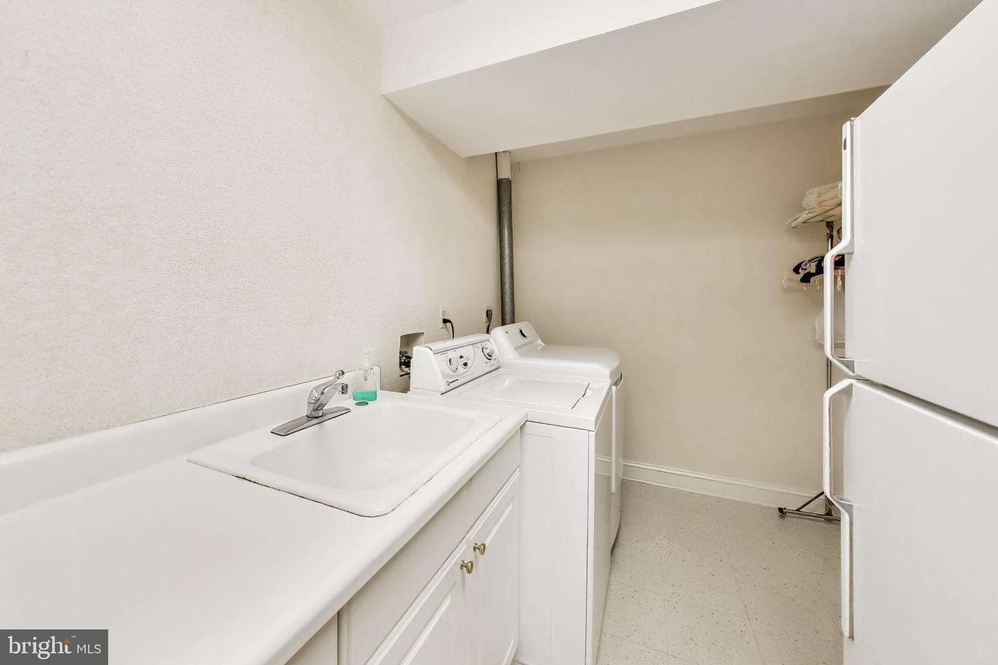 8011 Summer Mill Court photo 46