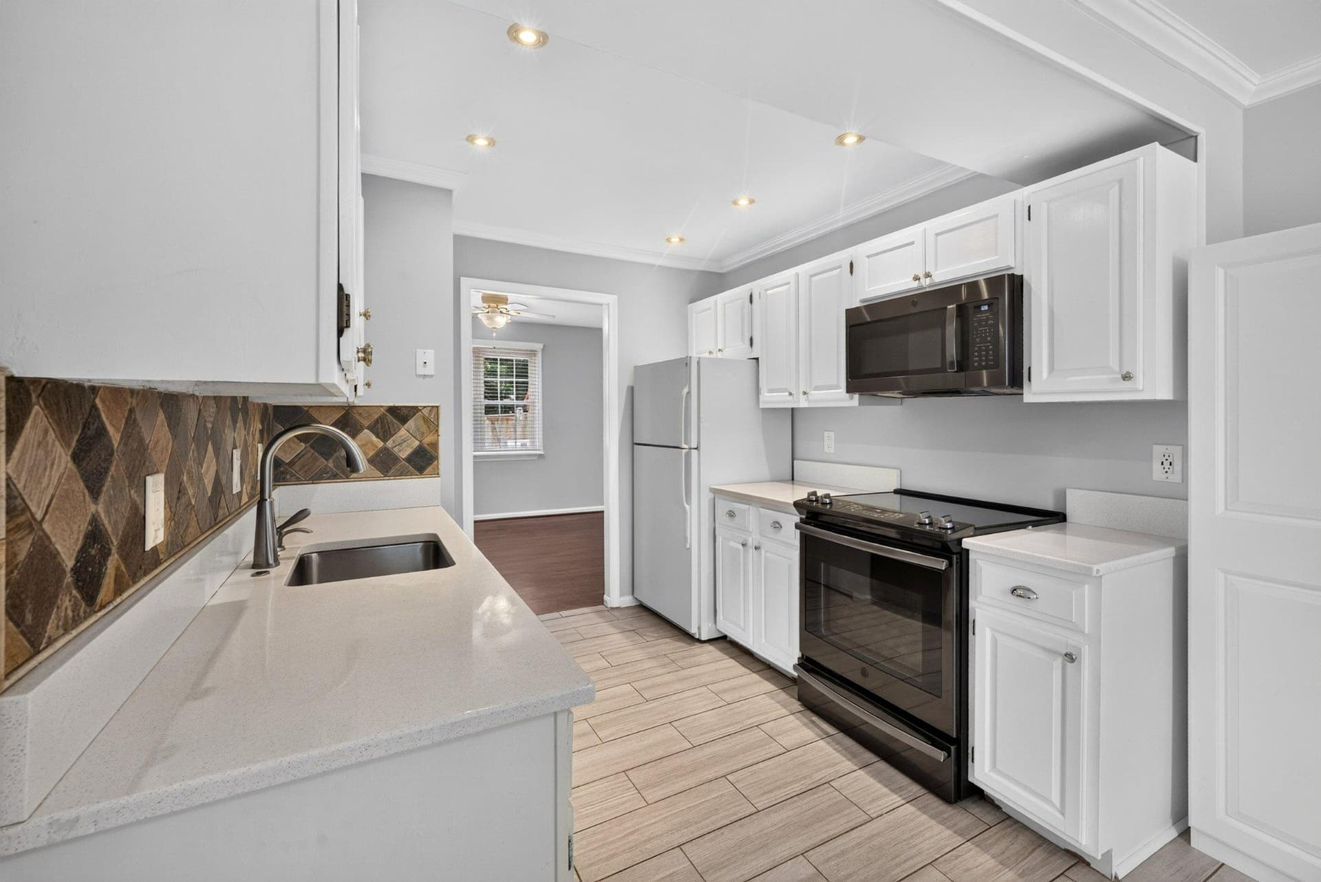 4 Honey Brook Circle photo 17