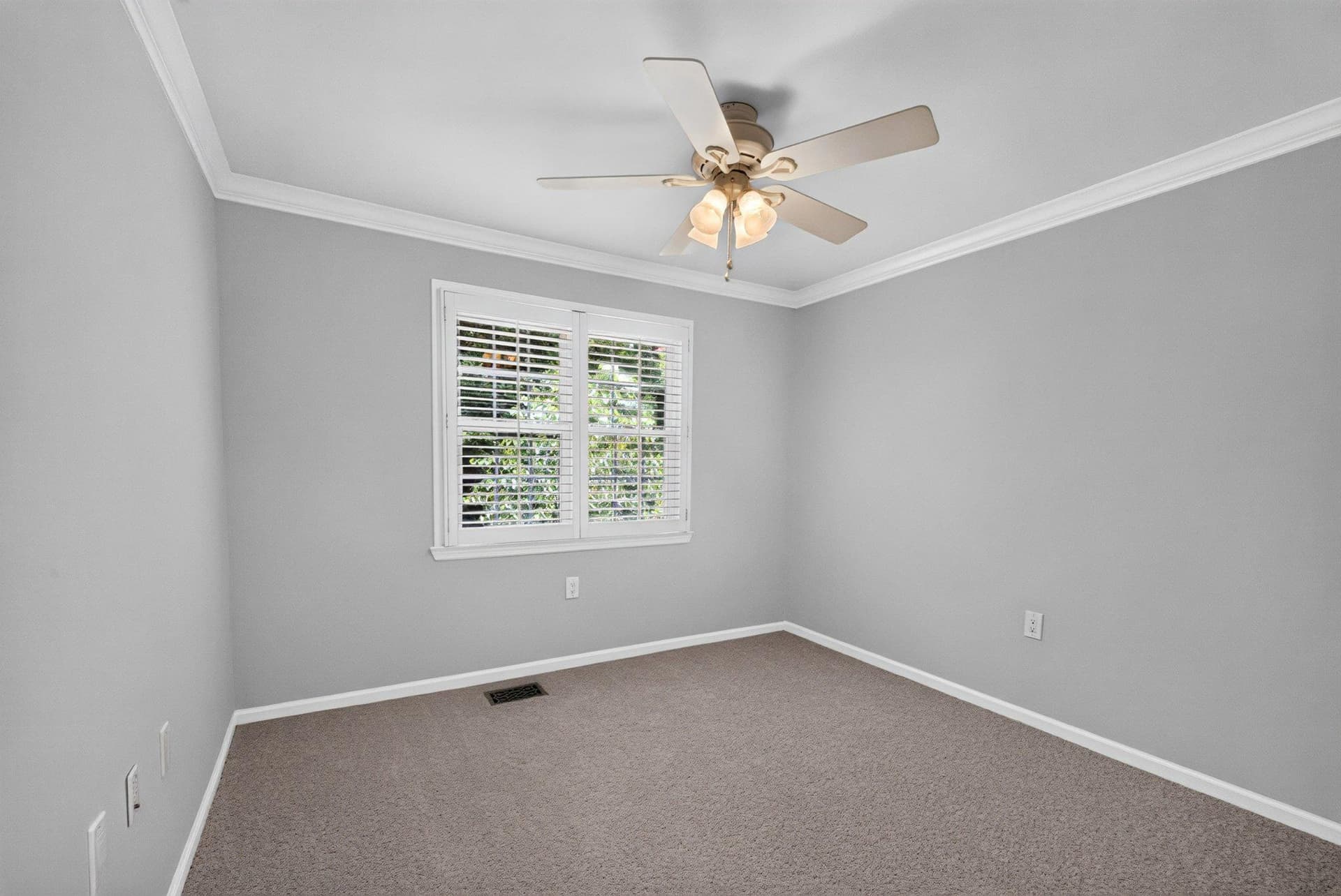 4 Honey Brook Circle photo 24