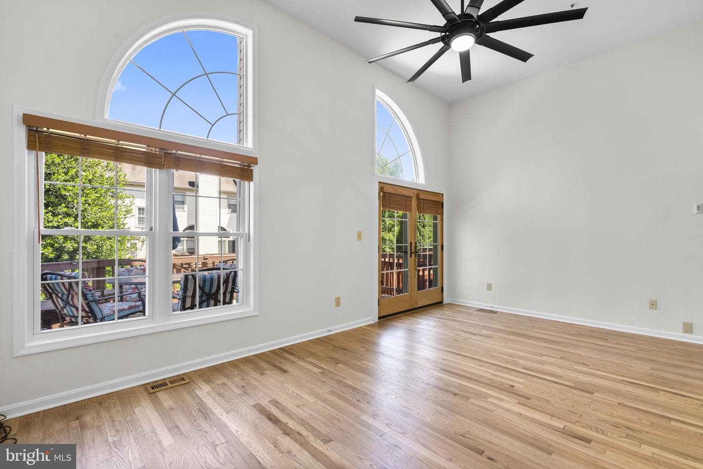 2040 Westchester Drive photo 11