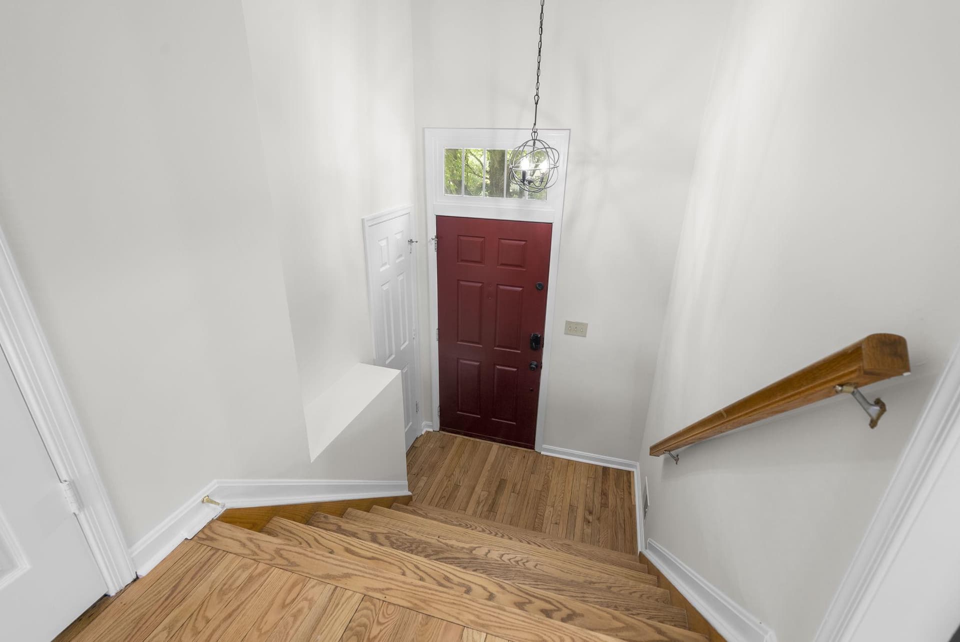 2040 Westchester Drive photo 18