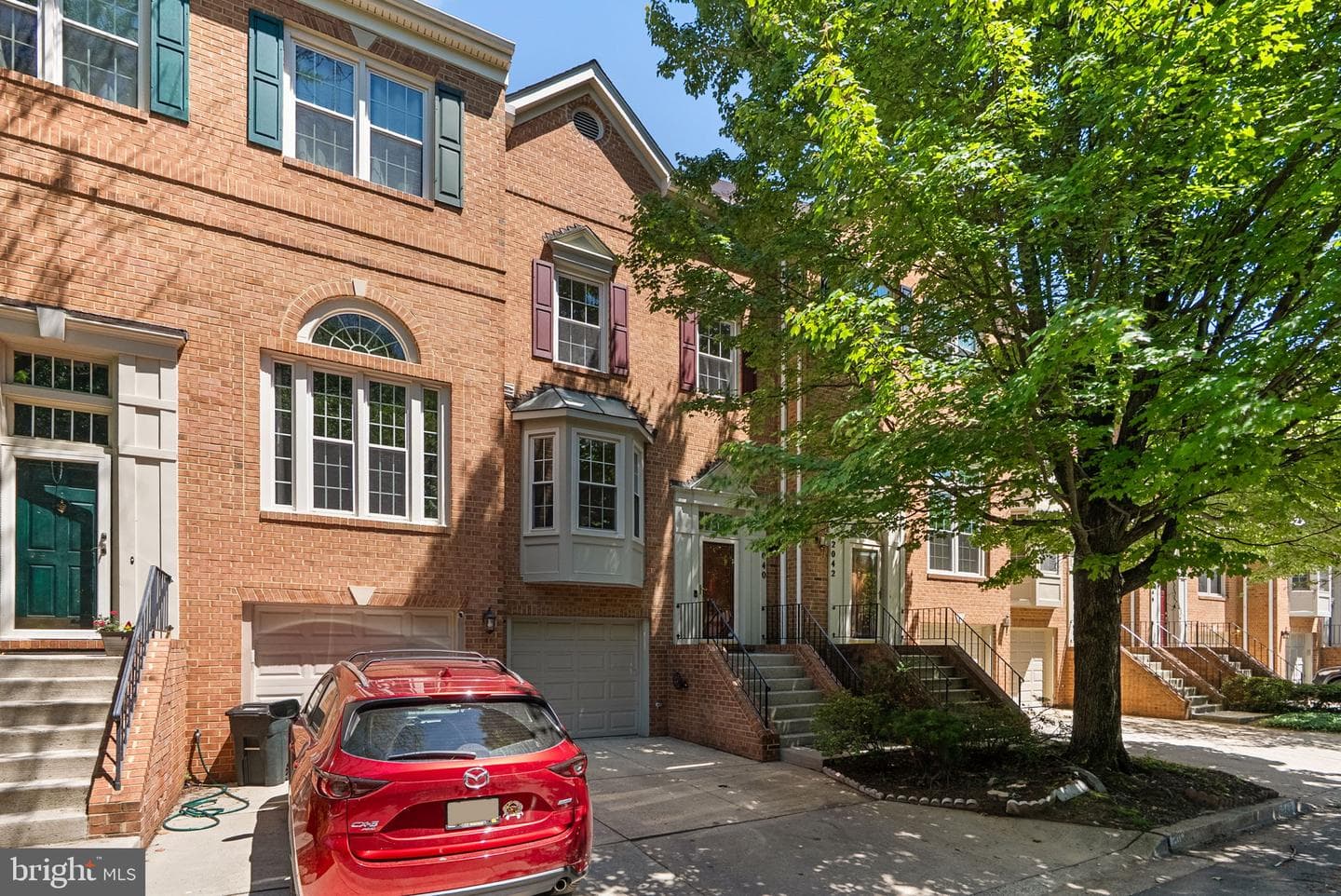 2040 Westchester Drive photo 3