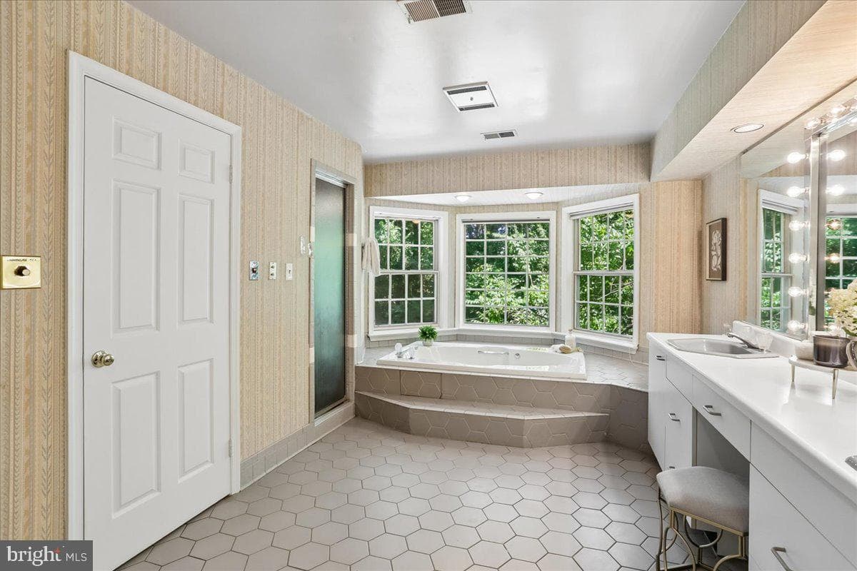 11720 Glen Court photo 56