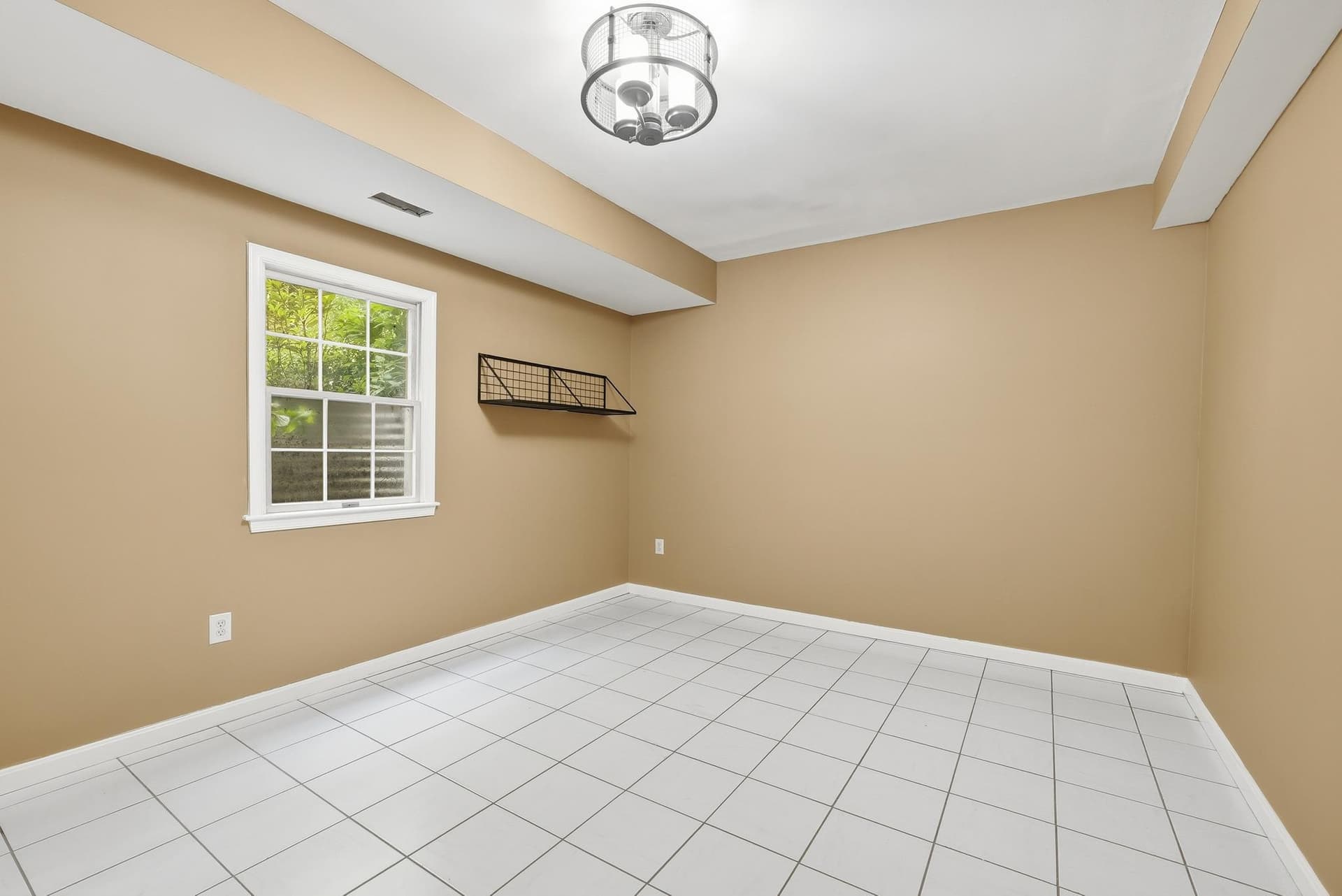 15802 Radwick Lane photo 28