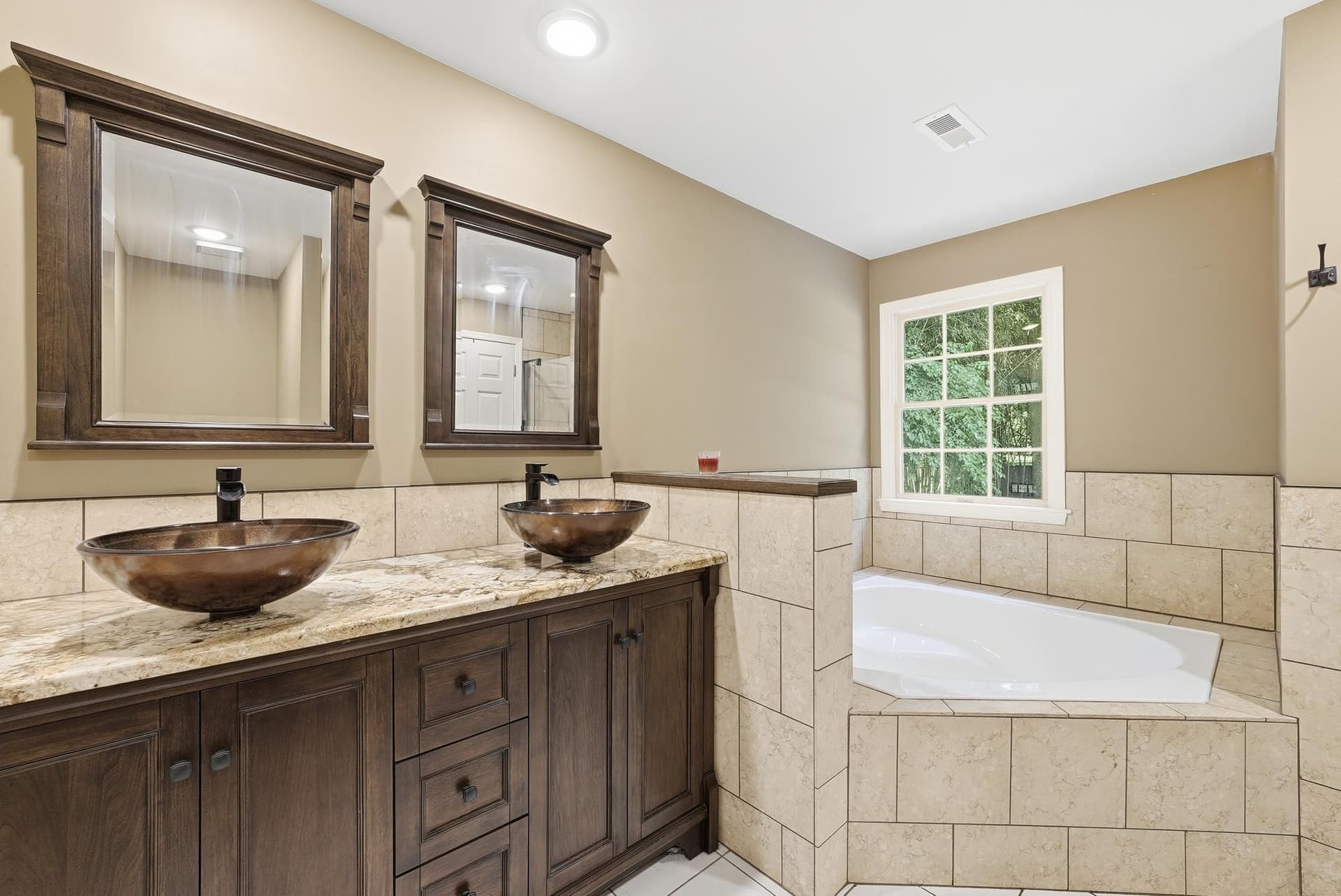 15802 Radwick Lane photo 31