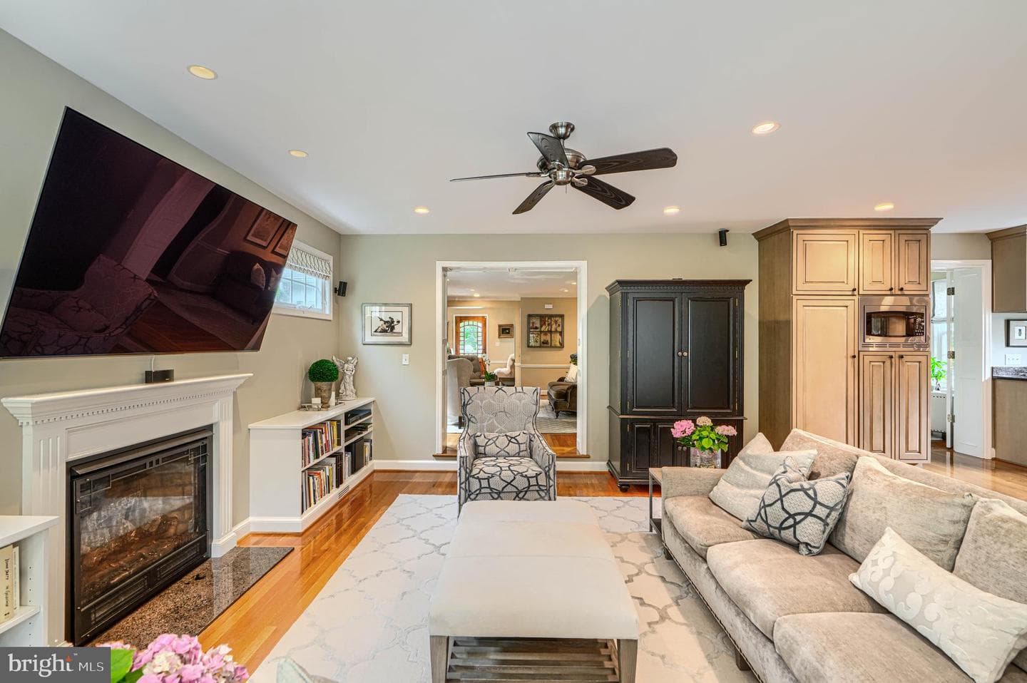 5617 Northfield Road photo 17