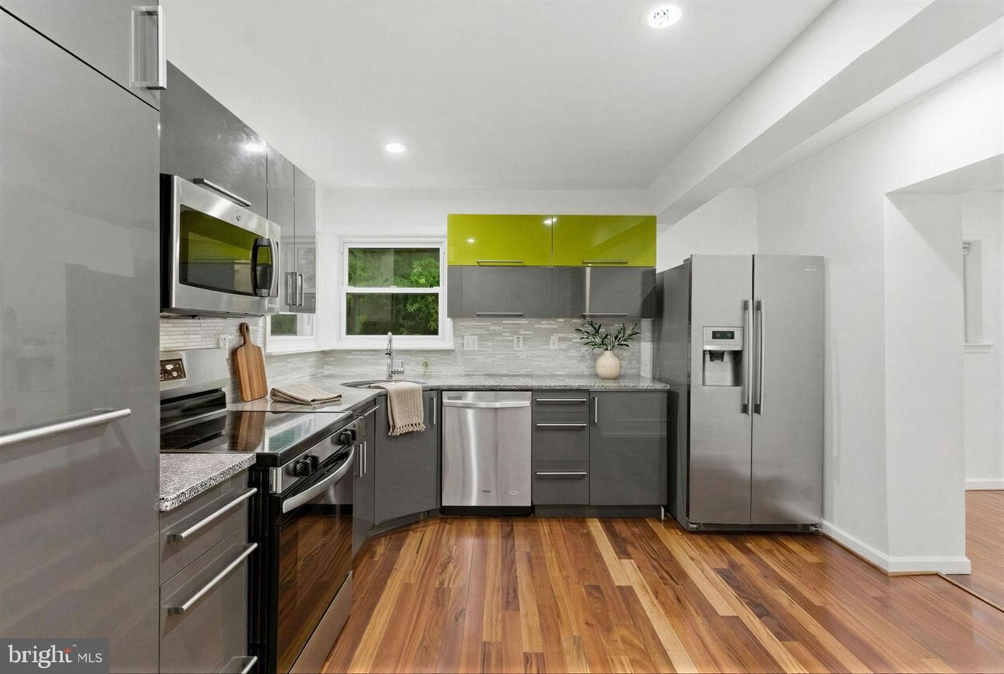 1511 Crest Road photo 10