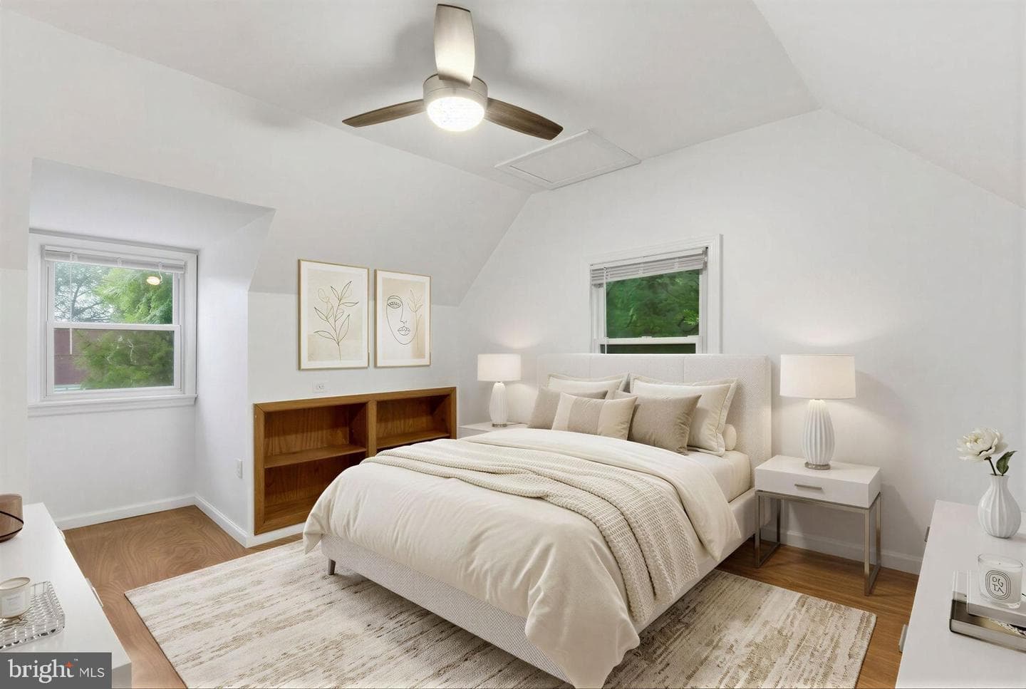 1511 Crest Road photo 17