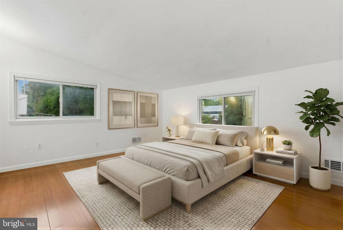 1511 Crest Road photo 24