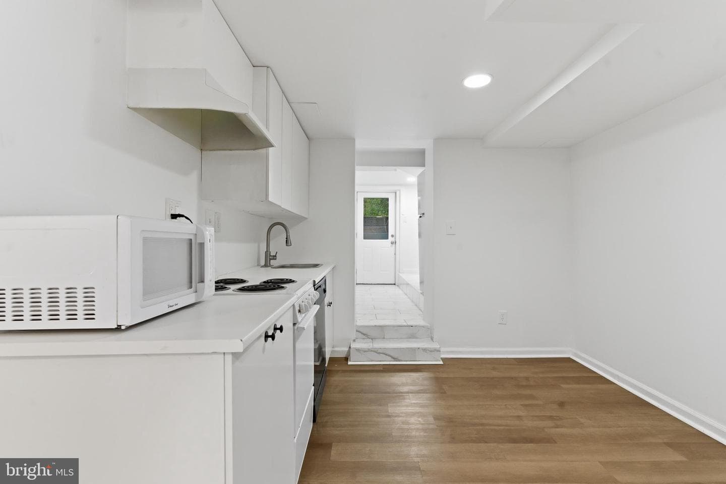 1511 Crest Road photo 36