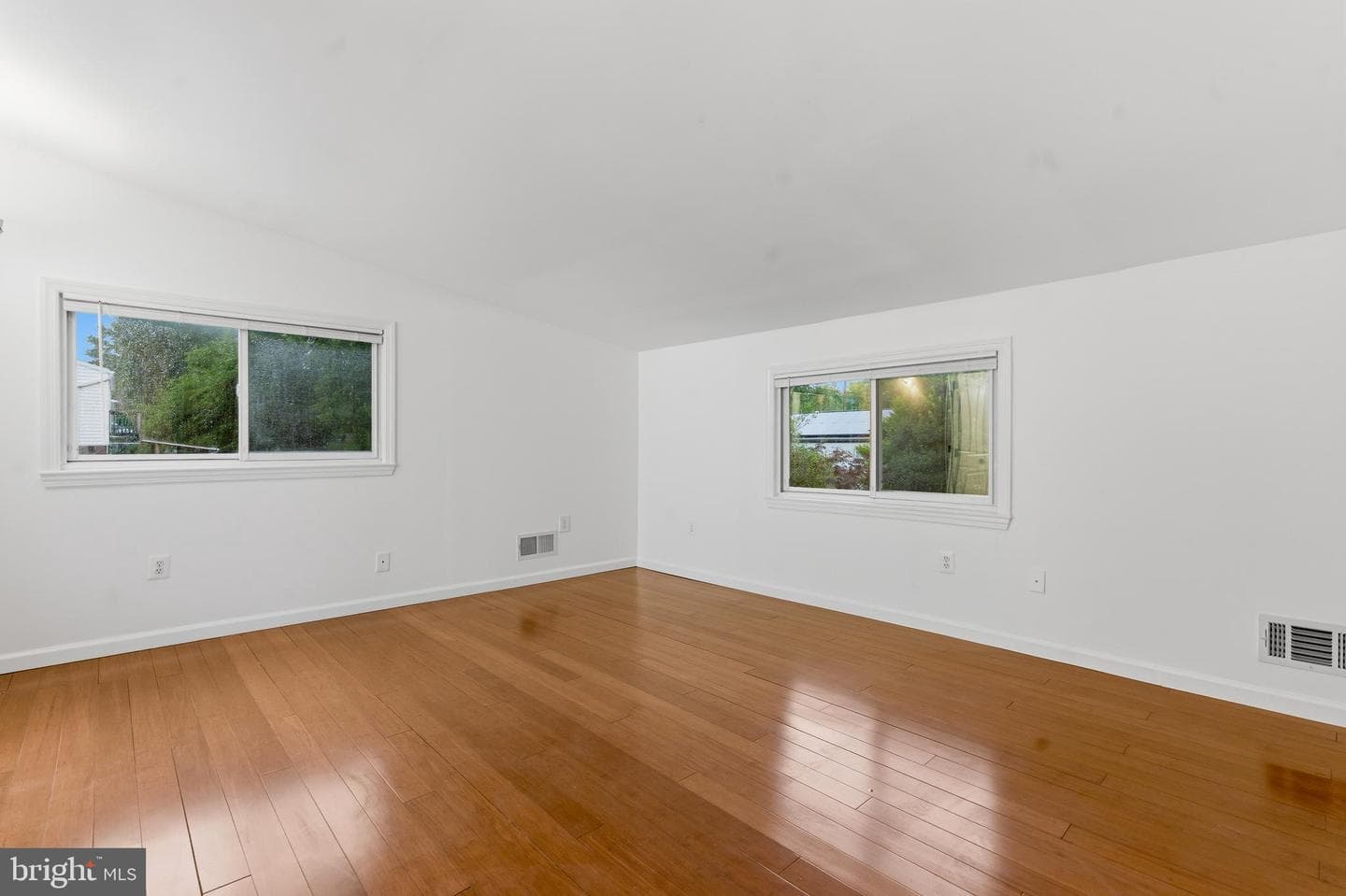 1511 Crest Road photo 42