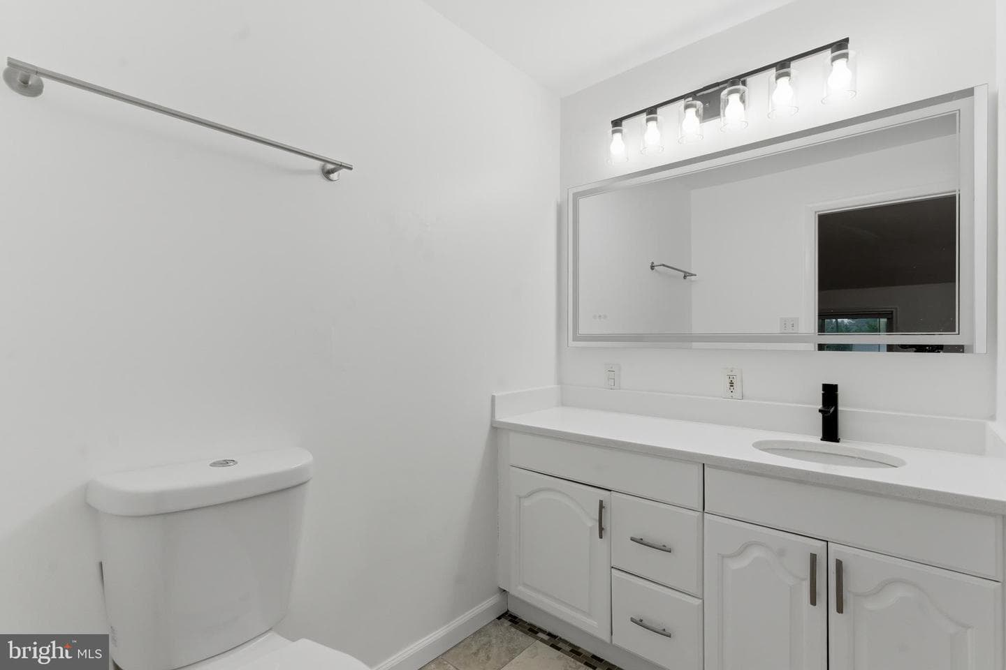 1511 Crest Road photo 45