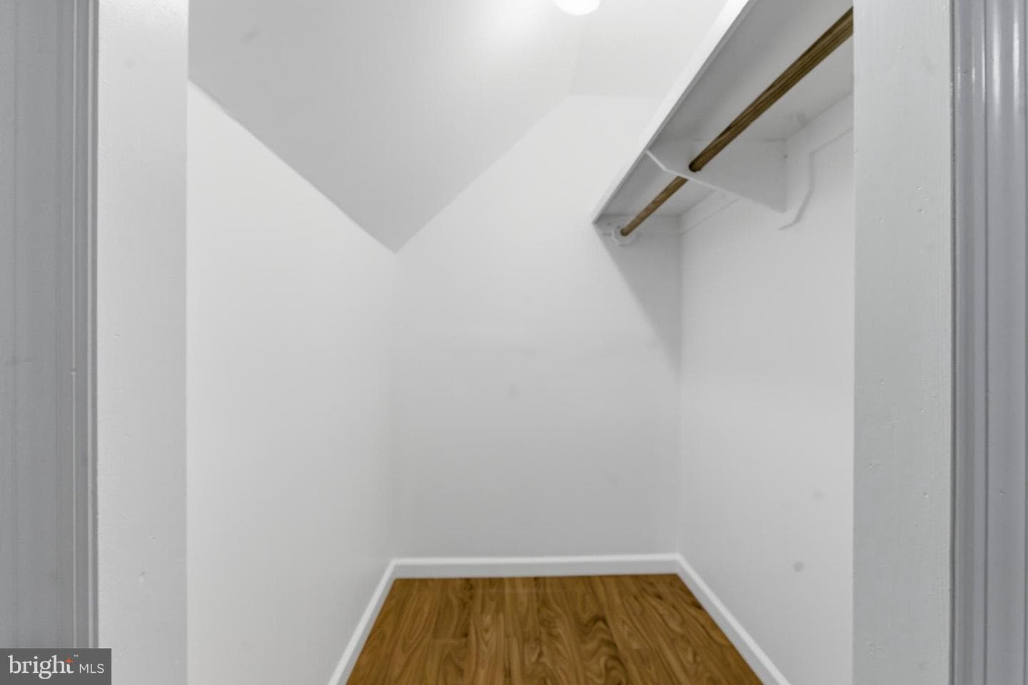 1511 Crest Road photo 48